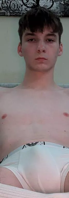 Hey 18 and new on OF for free @onlyyannick