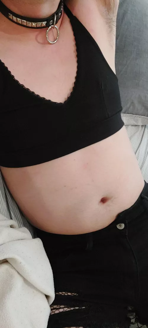 Hi there! Loving these clothes today. 