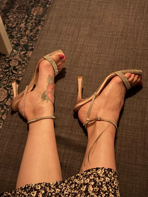I like to take photo of my feet in heels.