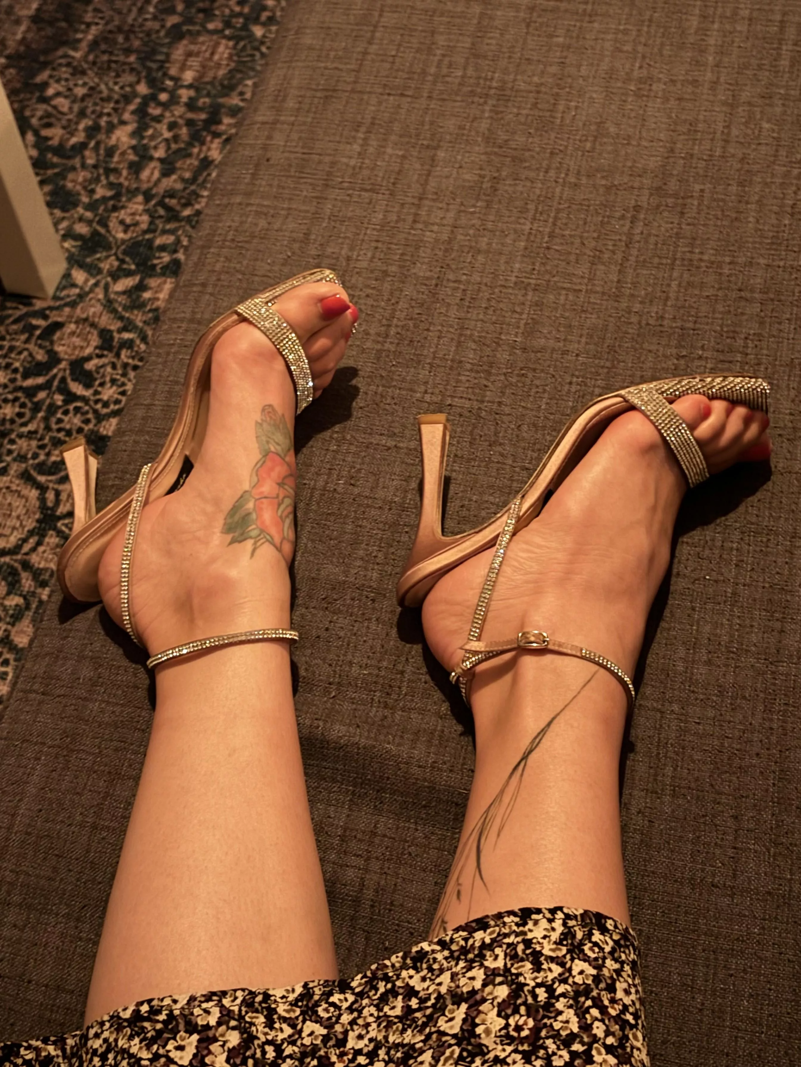 I like to take photo of my feet in heels.