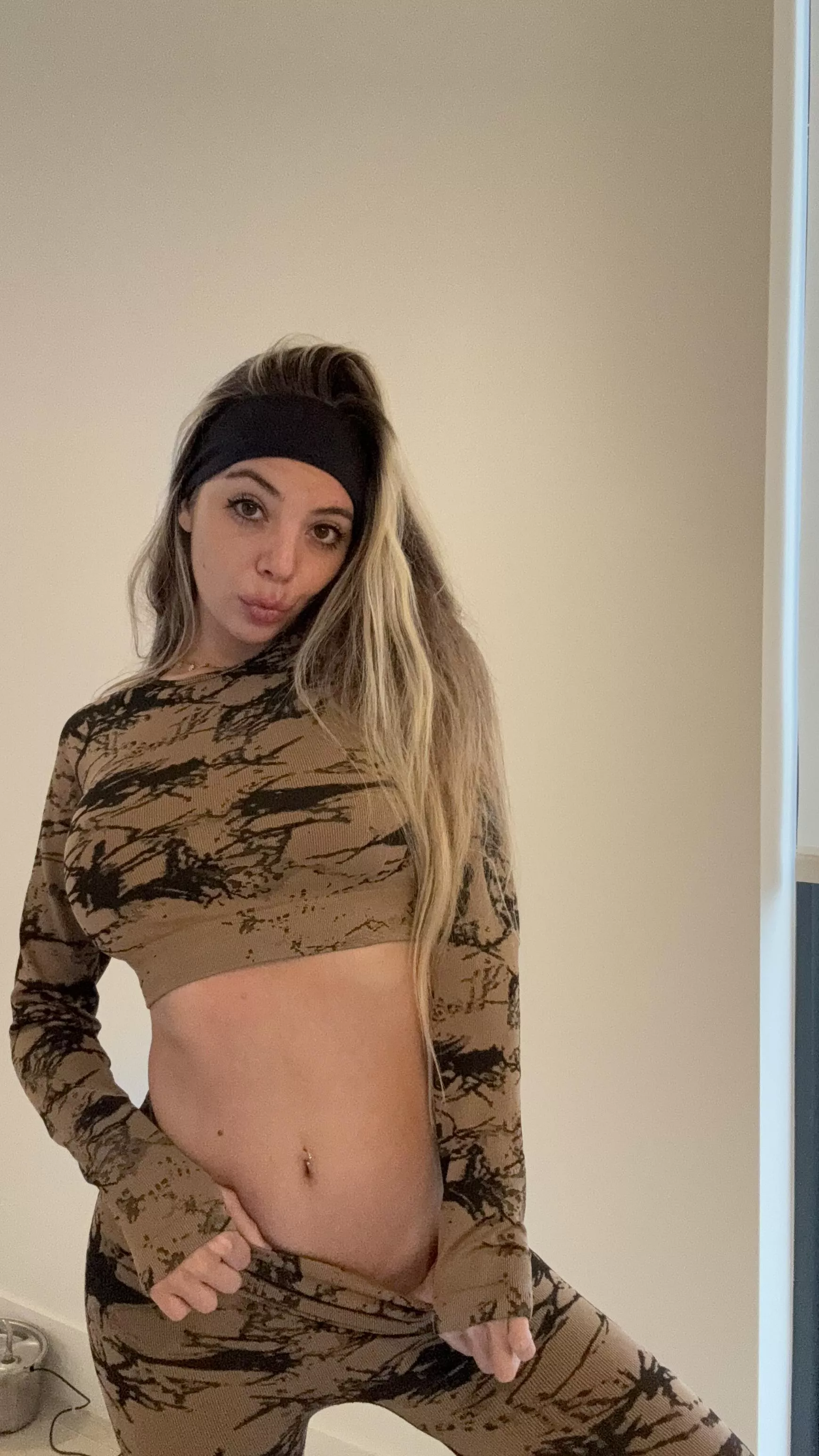 i wan to take it off im so wet 