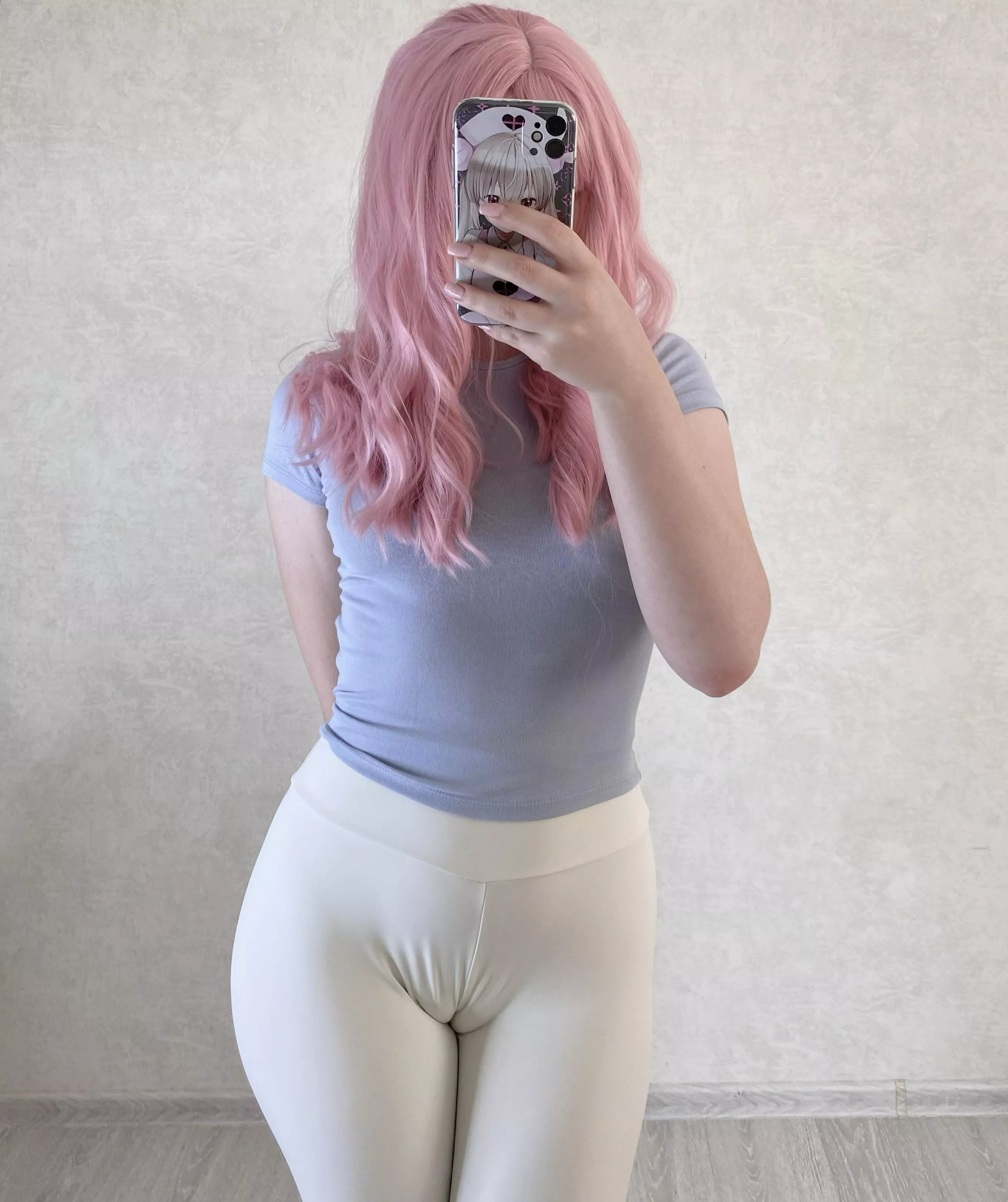 I want your mouth to touch my camel toe