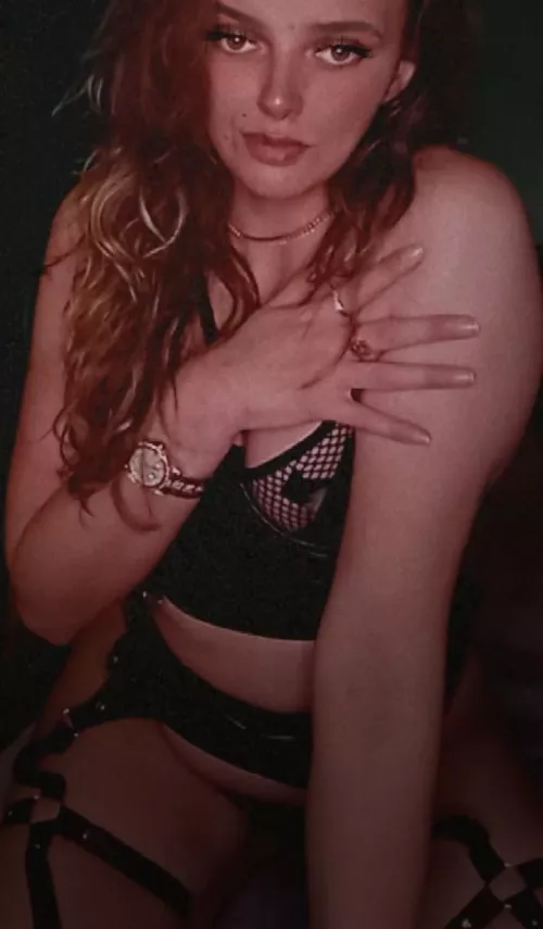 I'm dominate so I'll be putting my strap on anywhere I like. Does beta boy like that 