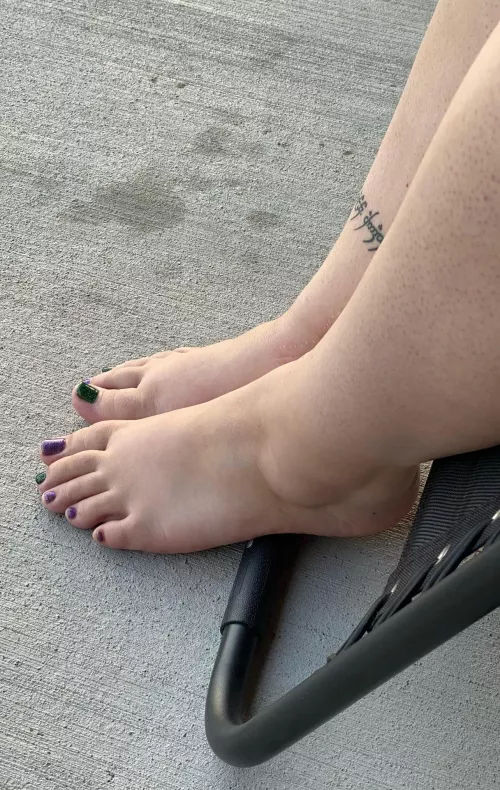 Invited to this subreddit! Had to show my size 11's for everyone 