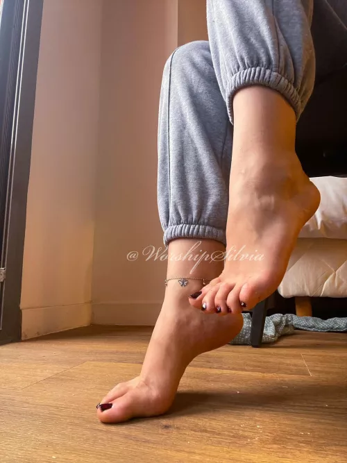 It’s a perfect day to relapse and send me all the money in your account 🥵💰