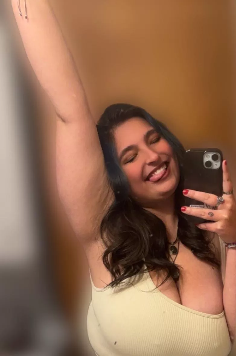 Just got sweaty making some extra seasoned shoes and socks ✨