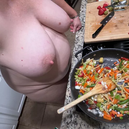 Kitchen slave meal prep 