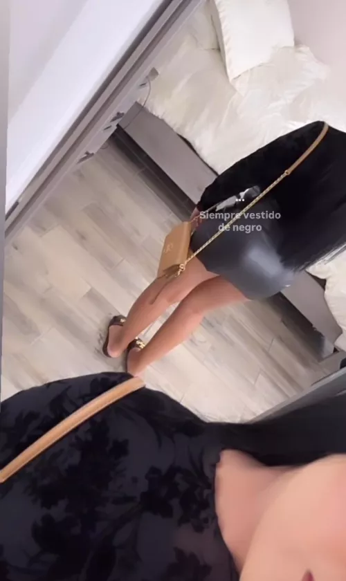 latina from the back