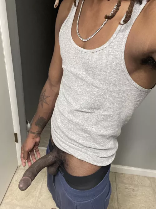 M19 4 A (hmu especially if that ass fat lol)