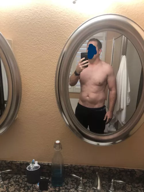 [M4MF] 39 Professional in Summerlin - Looking to join a sexy couple or F