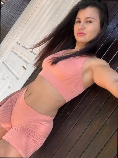 Make my day by accepting a date with me 