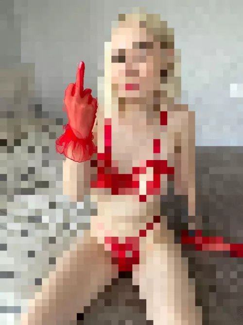 Make your dick throb in my picture.