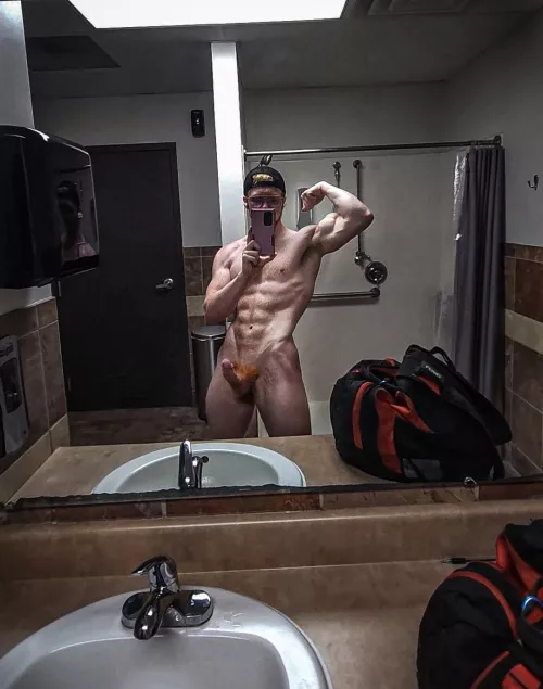 My body is hard all over, where do you wanna feel 1st? 