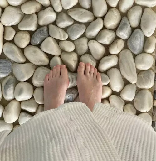 My fingers are so sweet right after spa treatments I'm sure