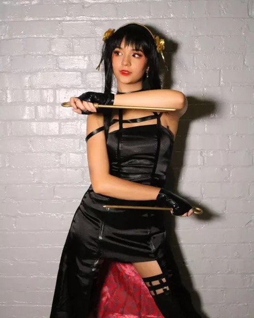 My Yor Forger Cosplay (PearllhimePlayful)