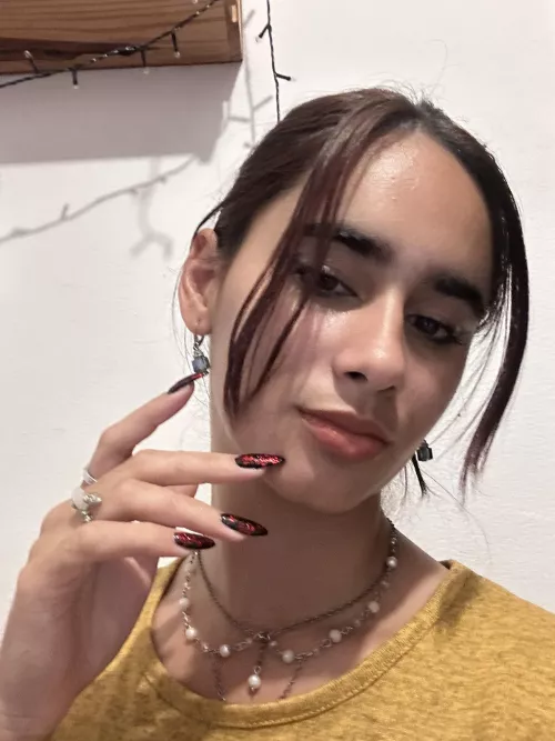 Pretty new elegant and dark nails done! ;) 