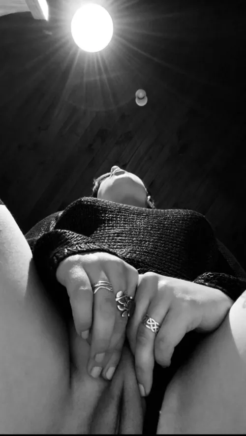 Rate my pussy please 