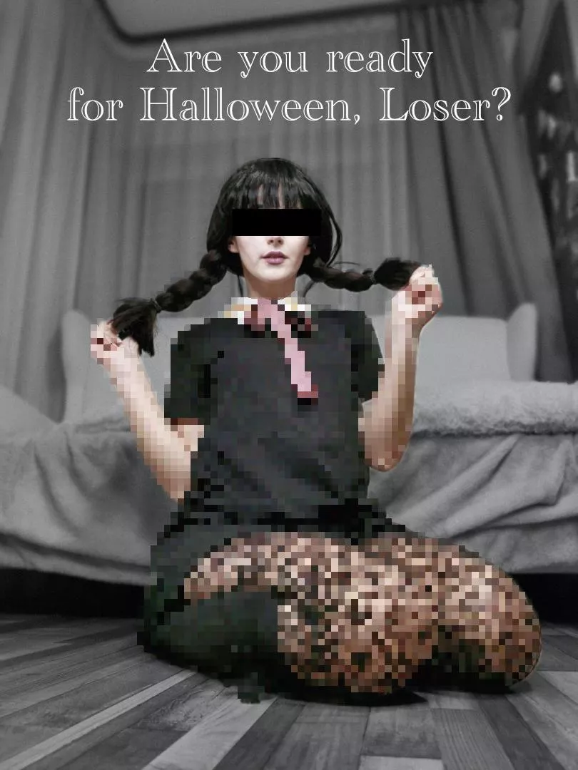 Ready for Halloween? (Lomeriel oc) 