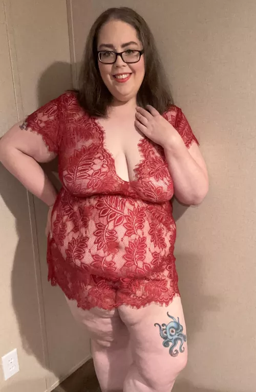 Red is one of my favorite colors!  