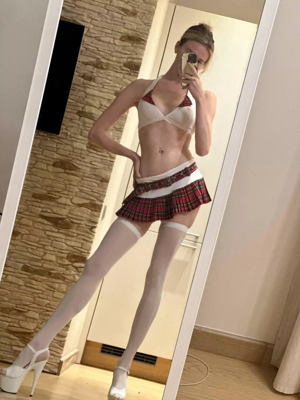 Selfie of one ofy outfits 