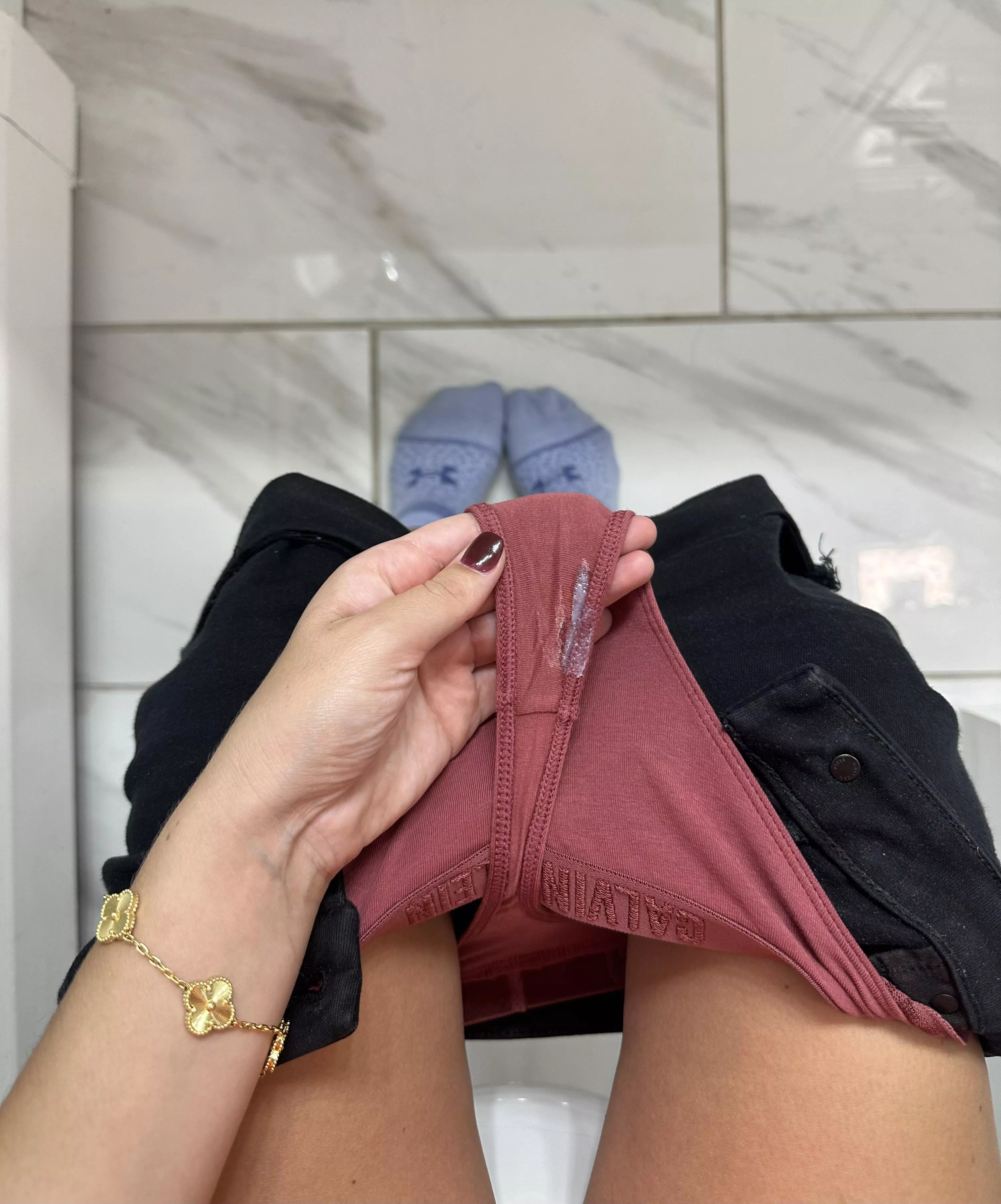 [Selling] I think you lack vitamin ME. Cum get your dose