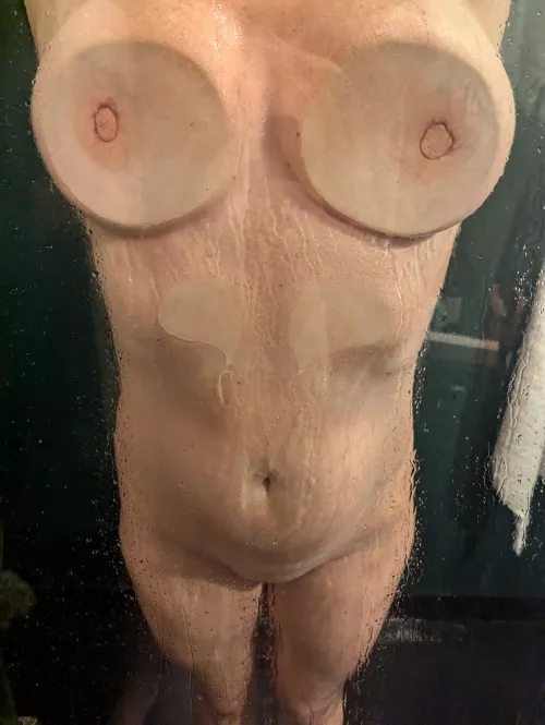 Shower time is fun time 😀