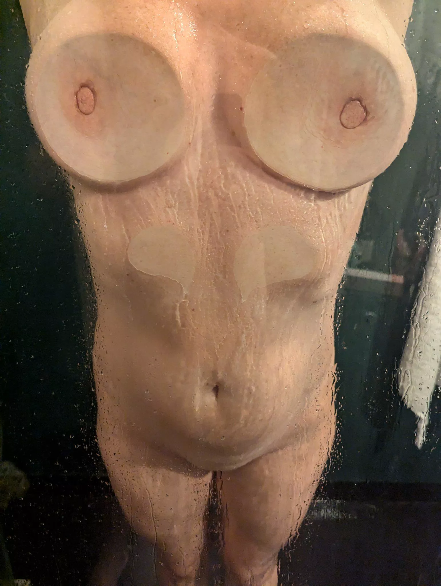 Shower time is fun time 😀