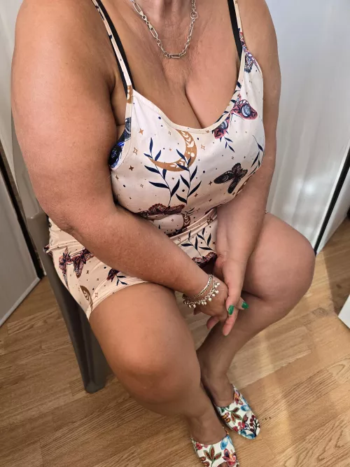 Silky smooth. My body loves the touch. 