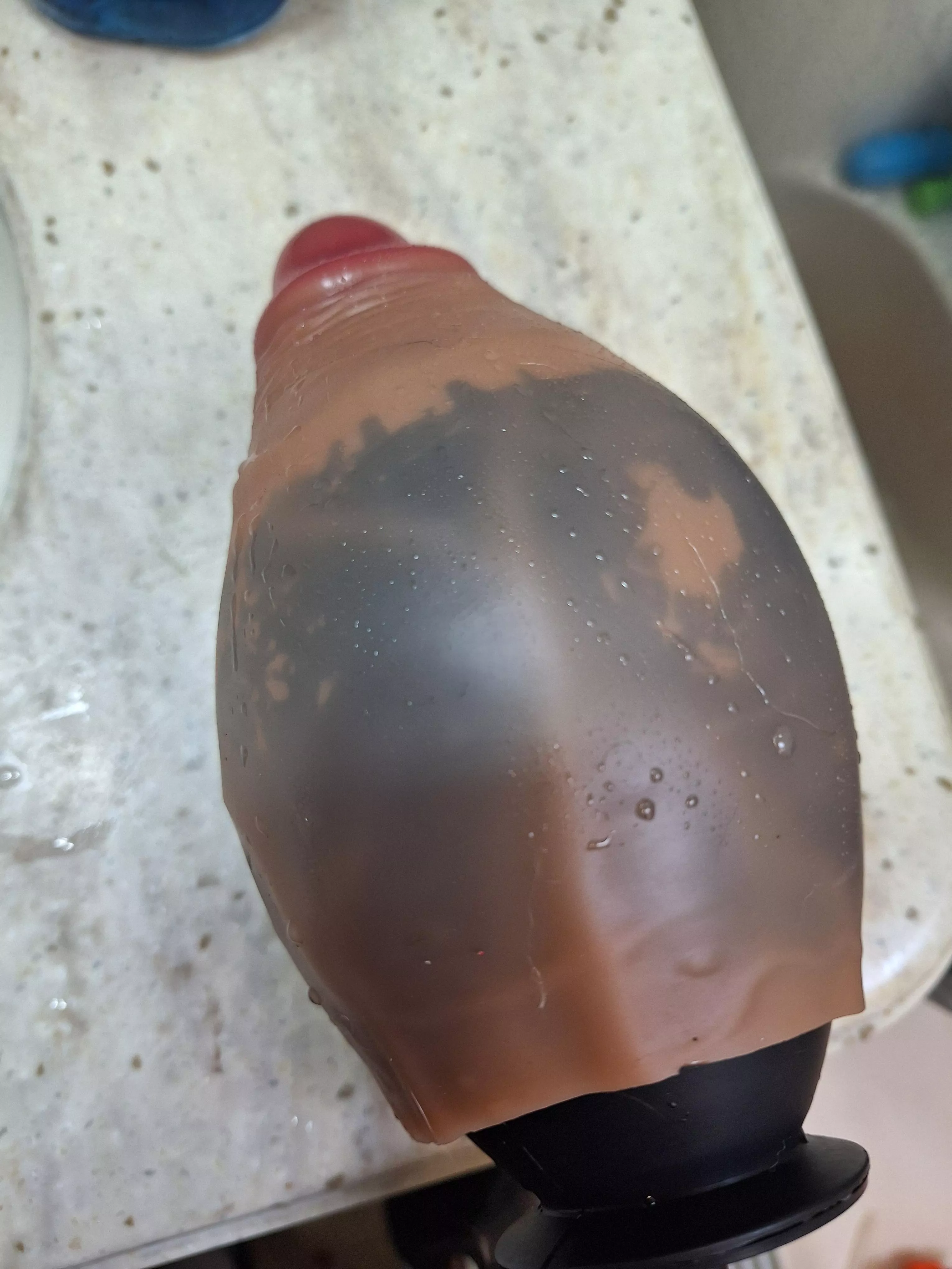 So this is how big you all got me too upvote if you want to make a task for me 50 I pick from comments 100 top upvoted task with video 