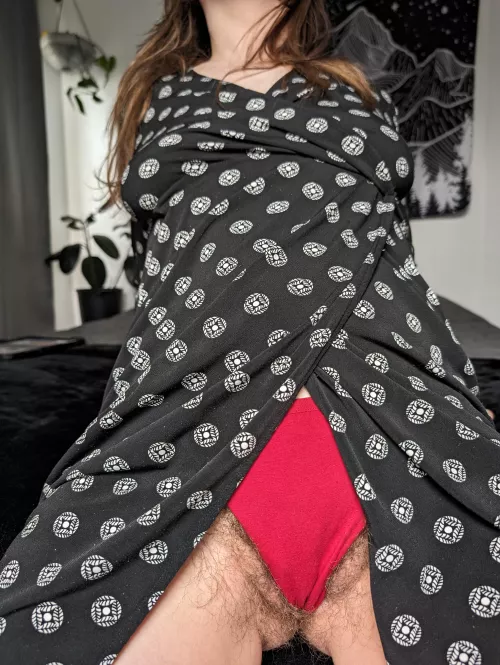 Super hairy tease 🫣