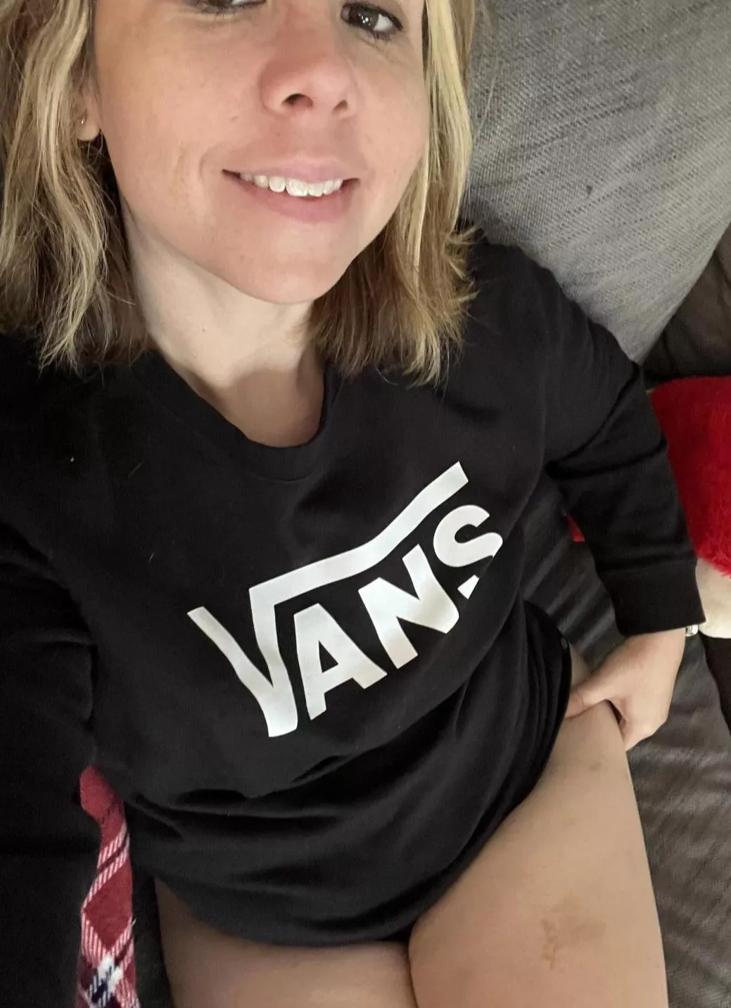 Talk dirty to me, I wanna fantasize about being your unicorn ;)