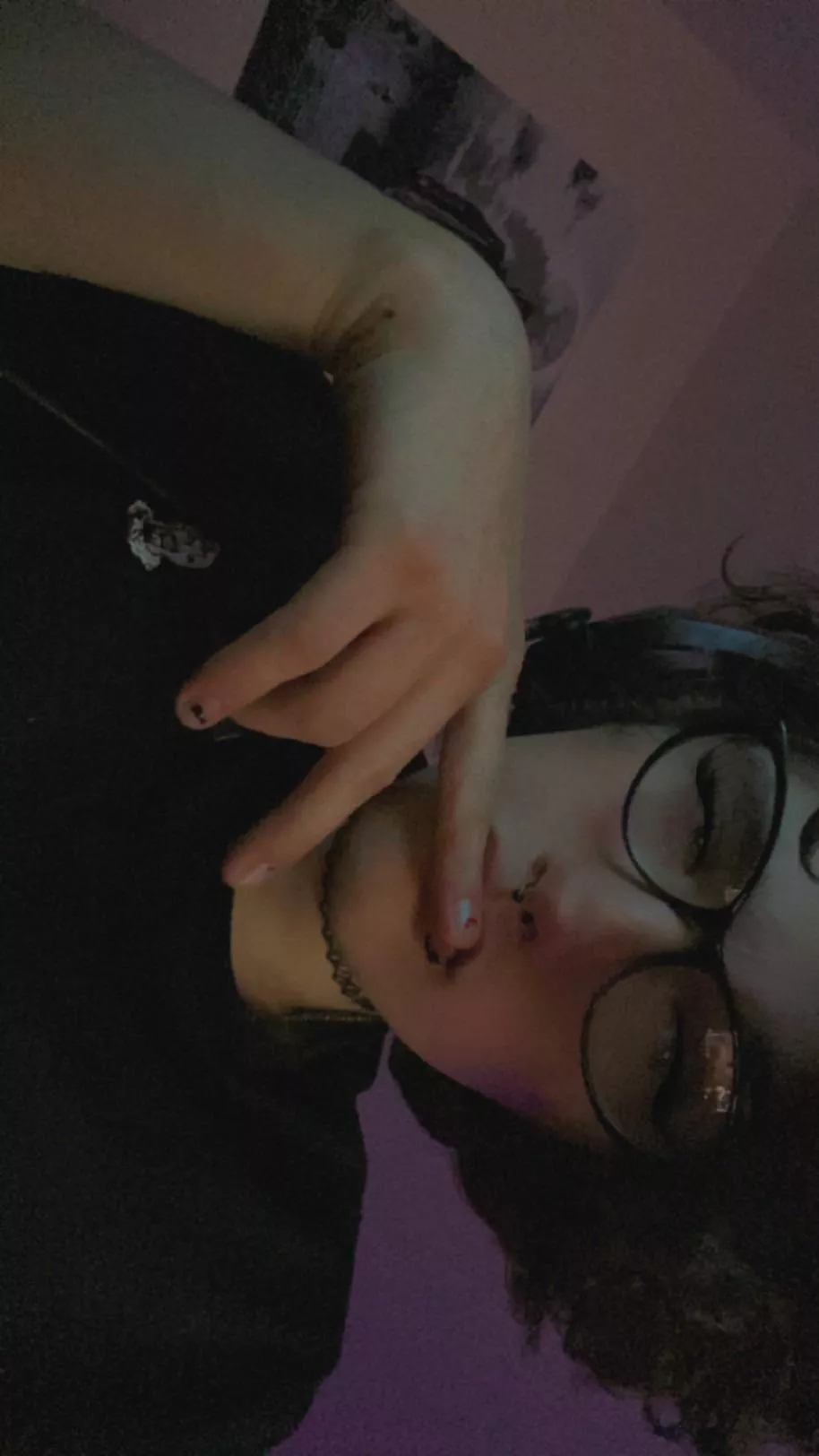 [TF4A] Anyone down for a quickie? I’m hanging out by Caras park on the other side of the bridge~