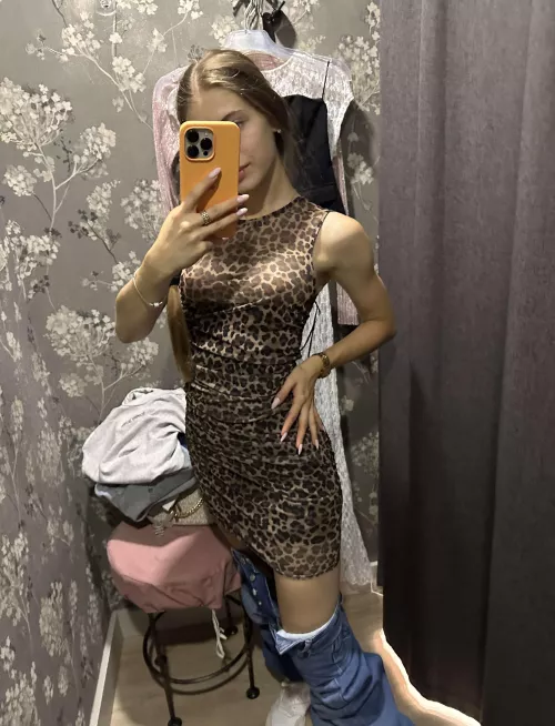 tight dress is comfortable to wear without underwear