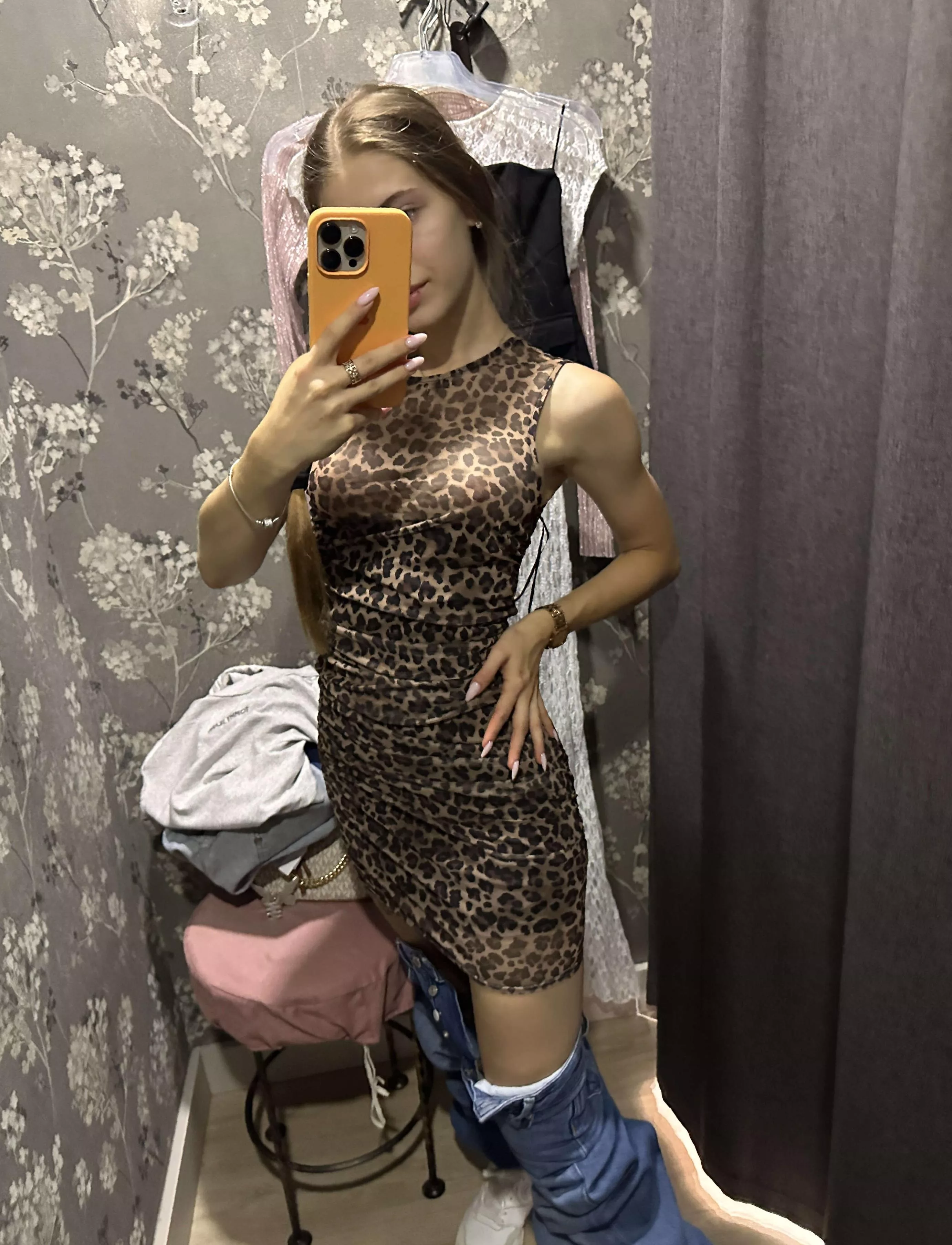 tight dress is comfortable to wear without underwear