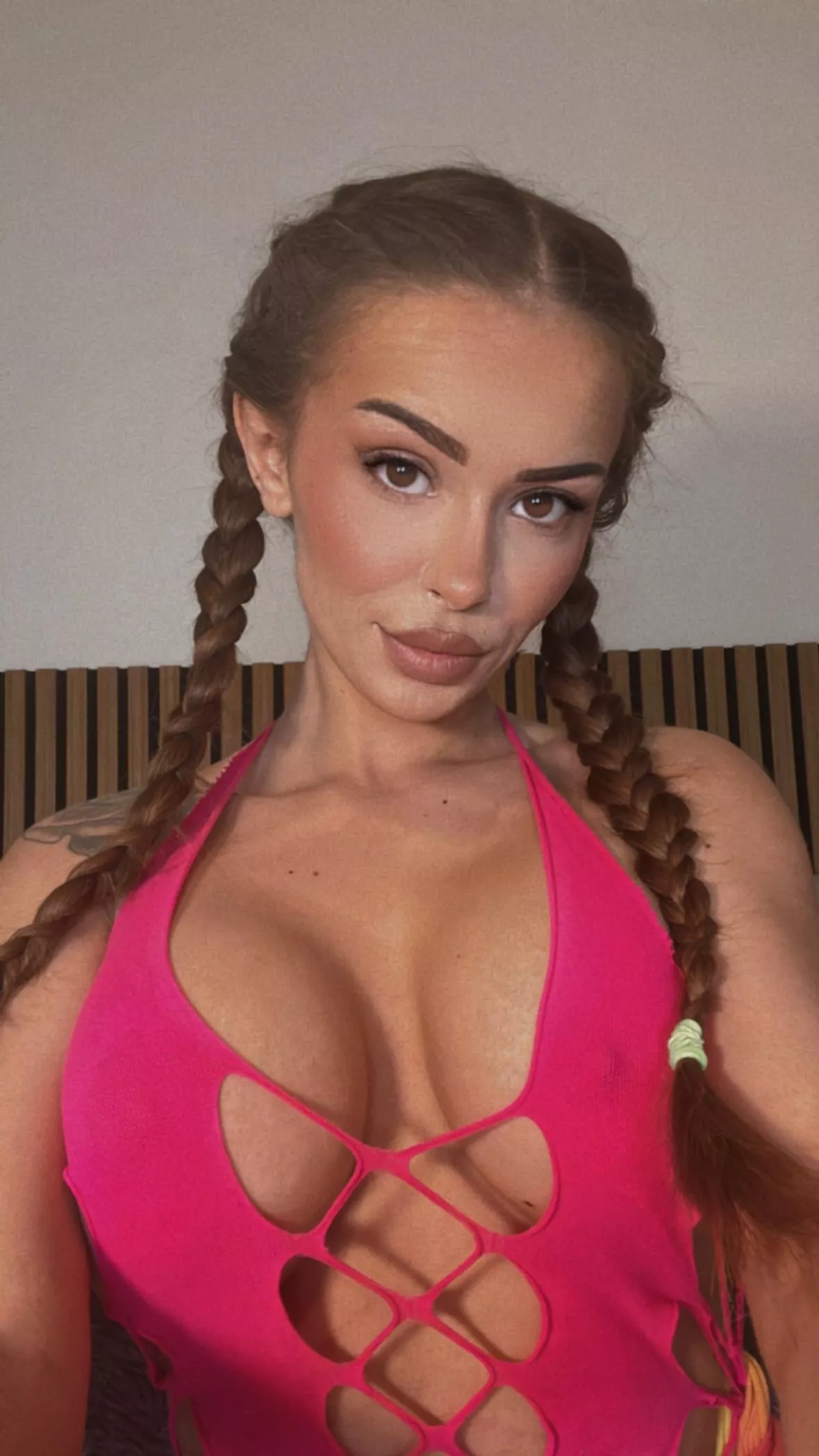 undress me as fast as you can