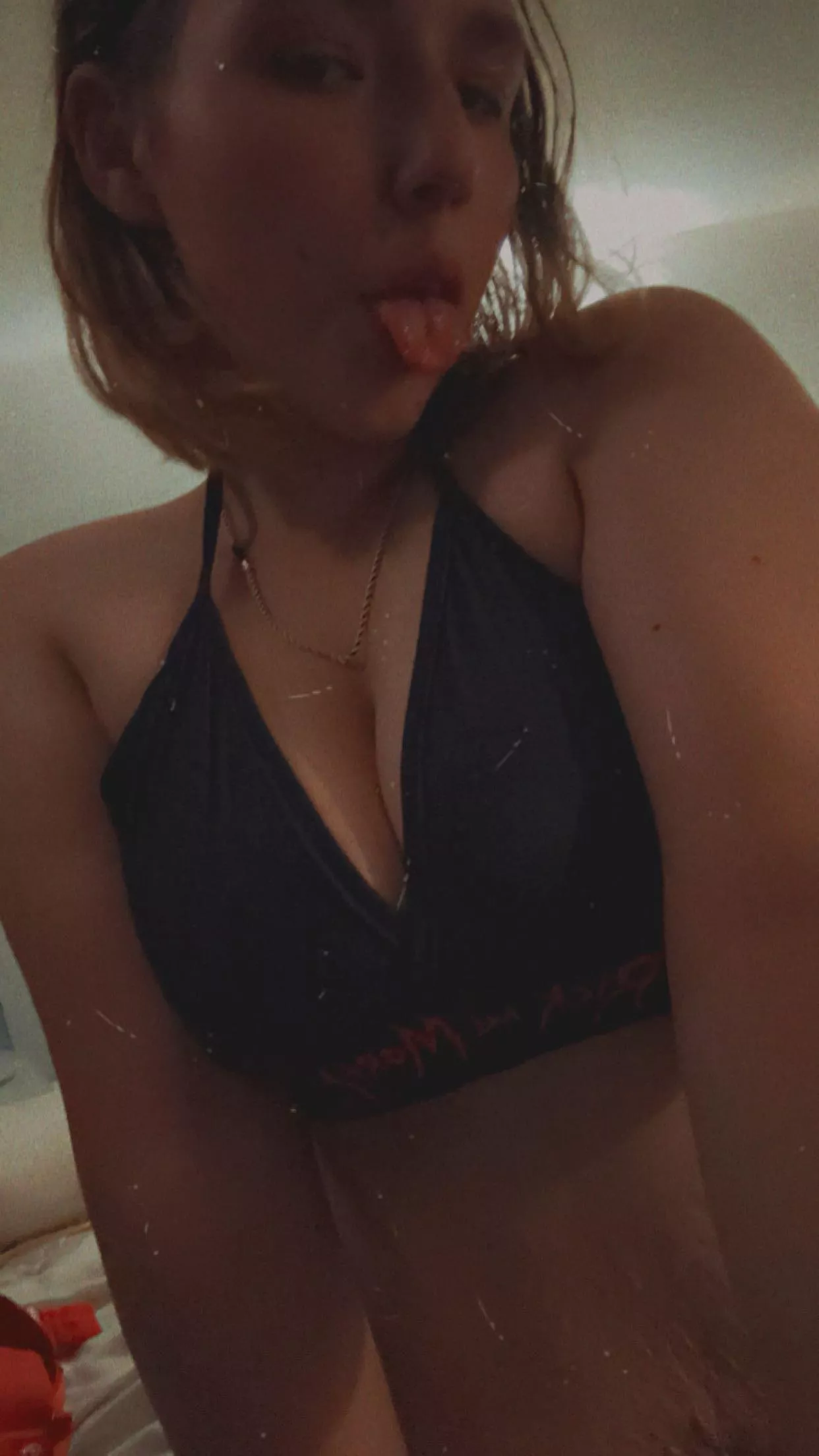 Want this item that’s covered in sweat? Dm me let’s discuss 