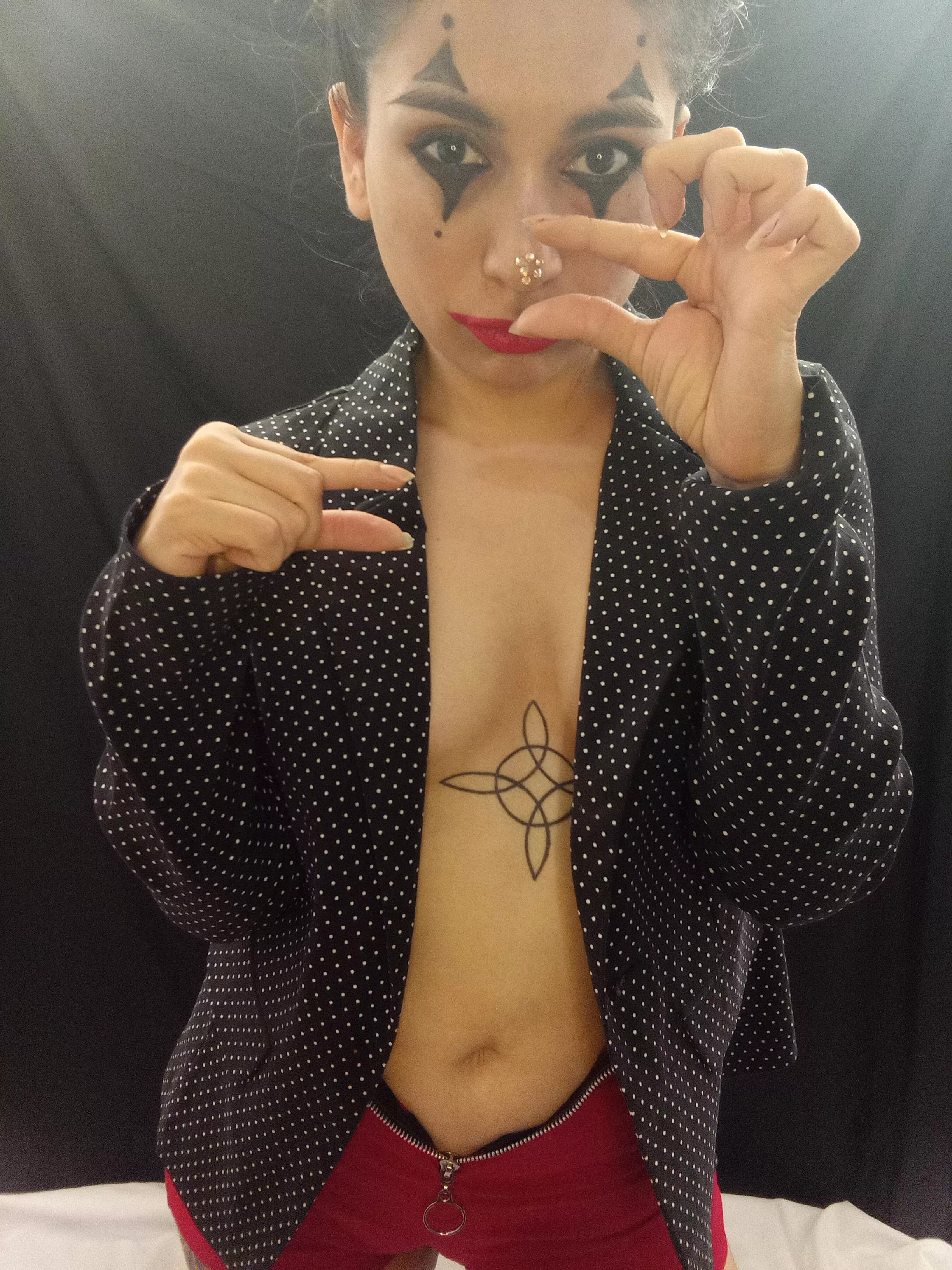 We clowns like to laugh at your tiny clit! do you collaborate?