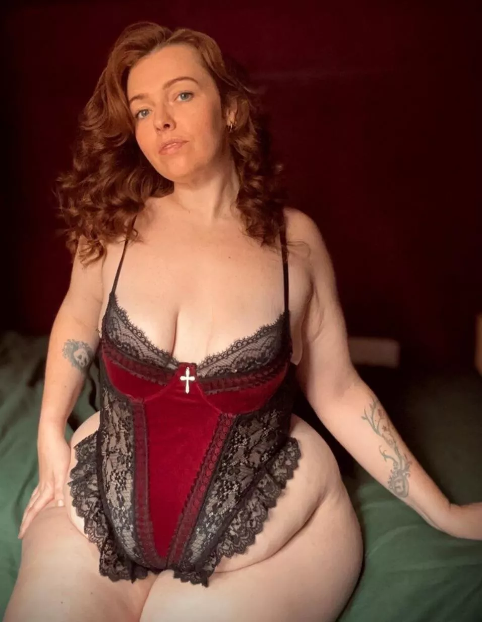 🎃What are you going to bite first?🩸