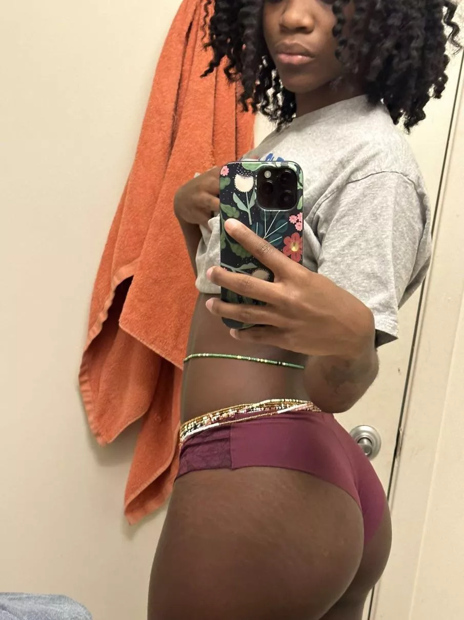 Who can drive to me tonight? Dm me :)