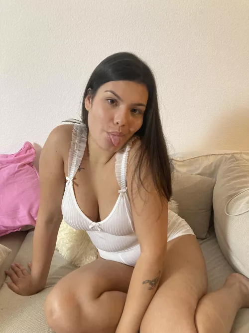 Who said conservatives can’t be hot😇🩵