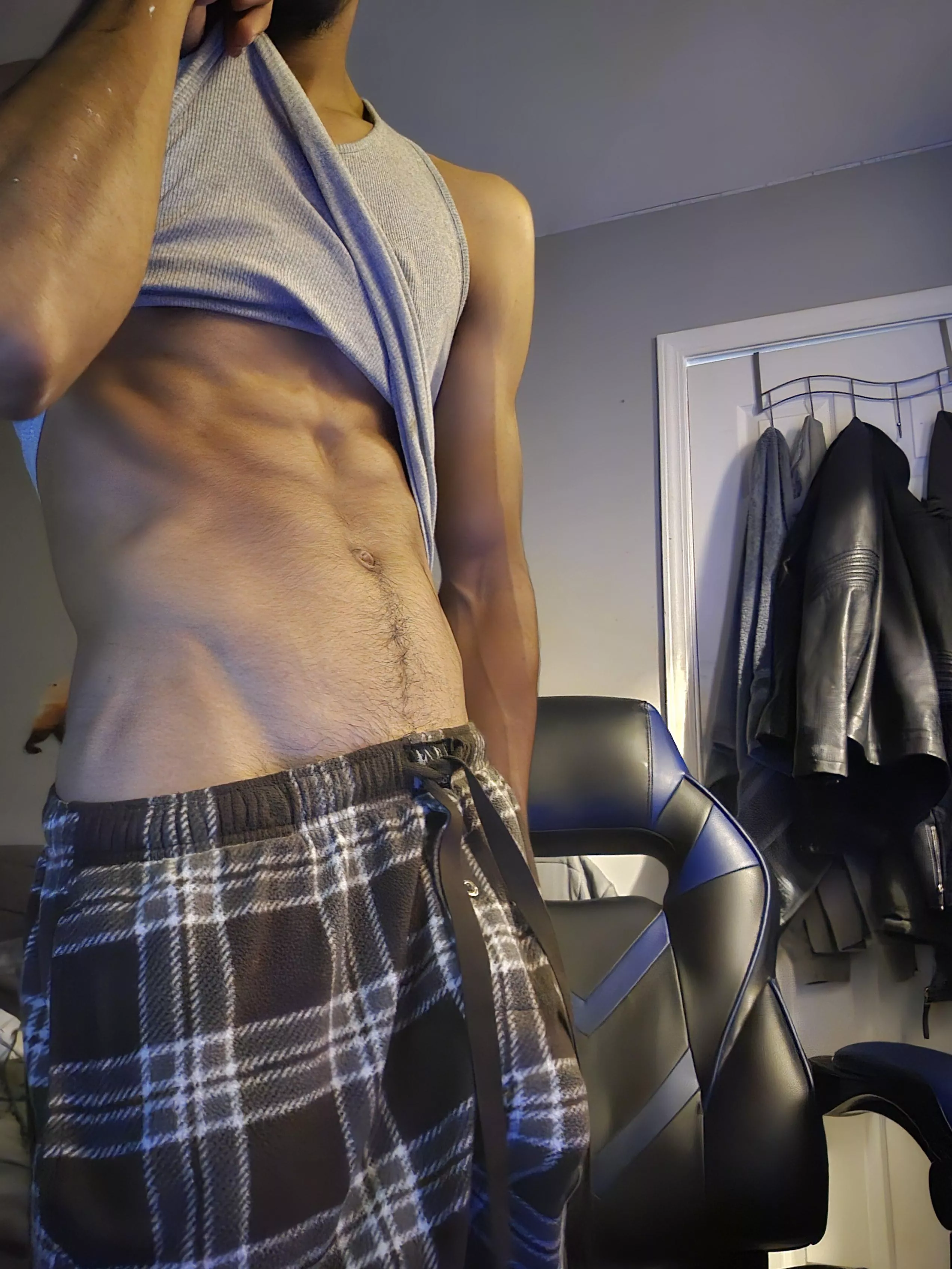 Who's up for some fun tonight? M4F