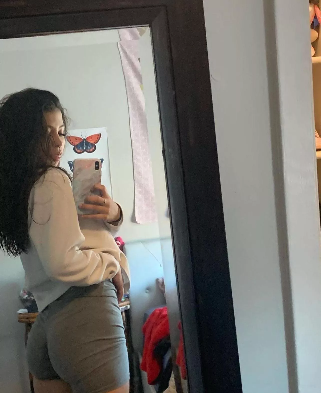 Would u fuck me or eat me 