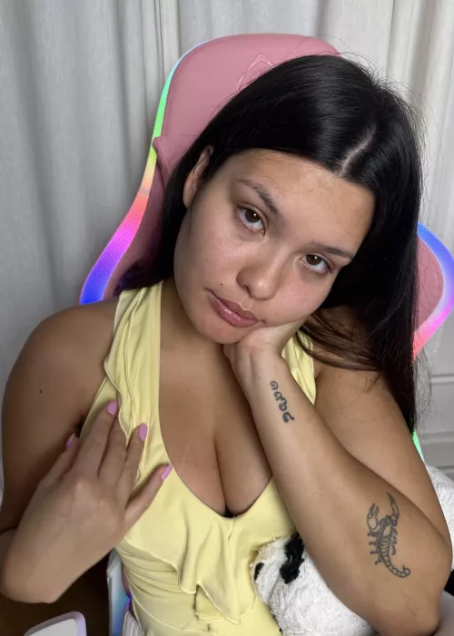 would u marry an asian girl or rather not🥹🩵