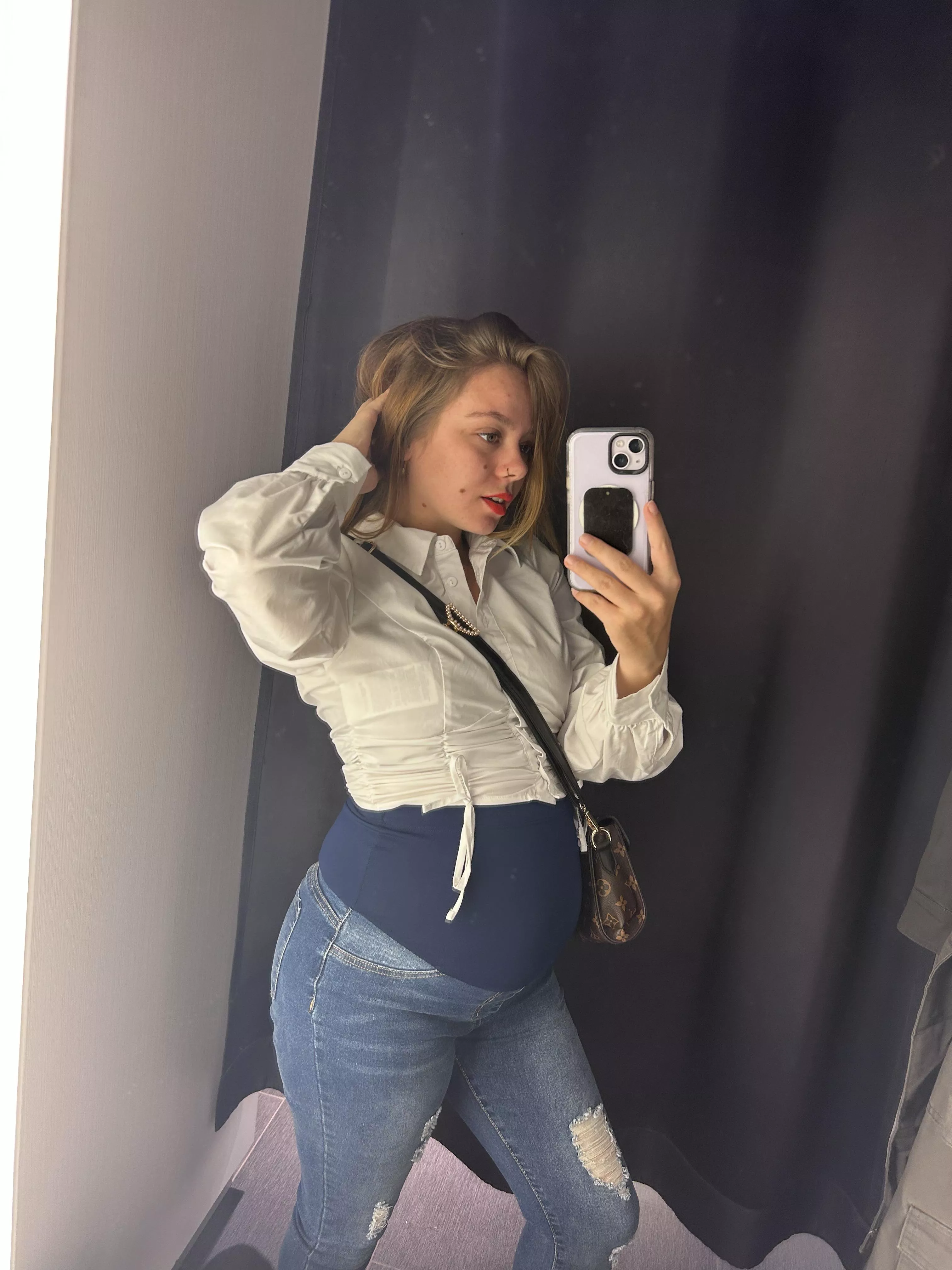 would you do it in risky places 🙈