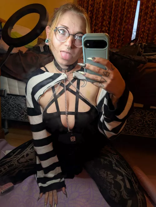 Would you take me home if you seen me at the bar like this? 🤭😏