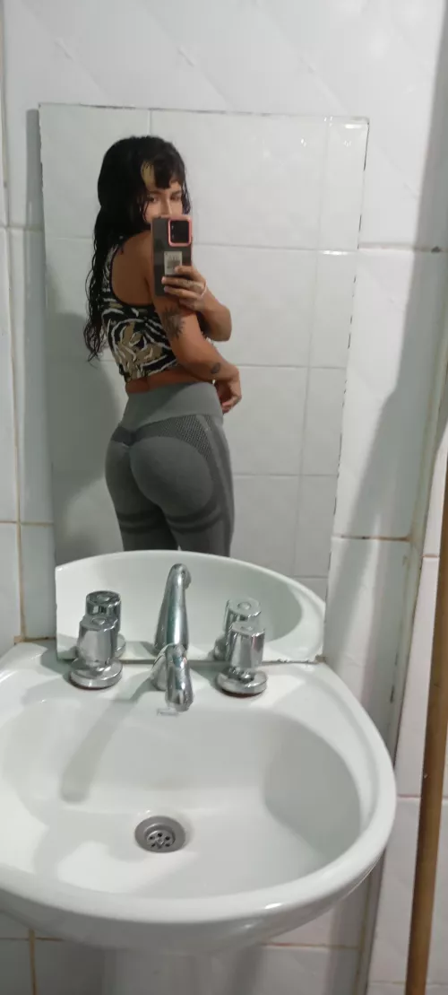 You look hungry, here’s some dinner😛