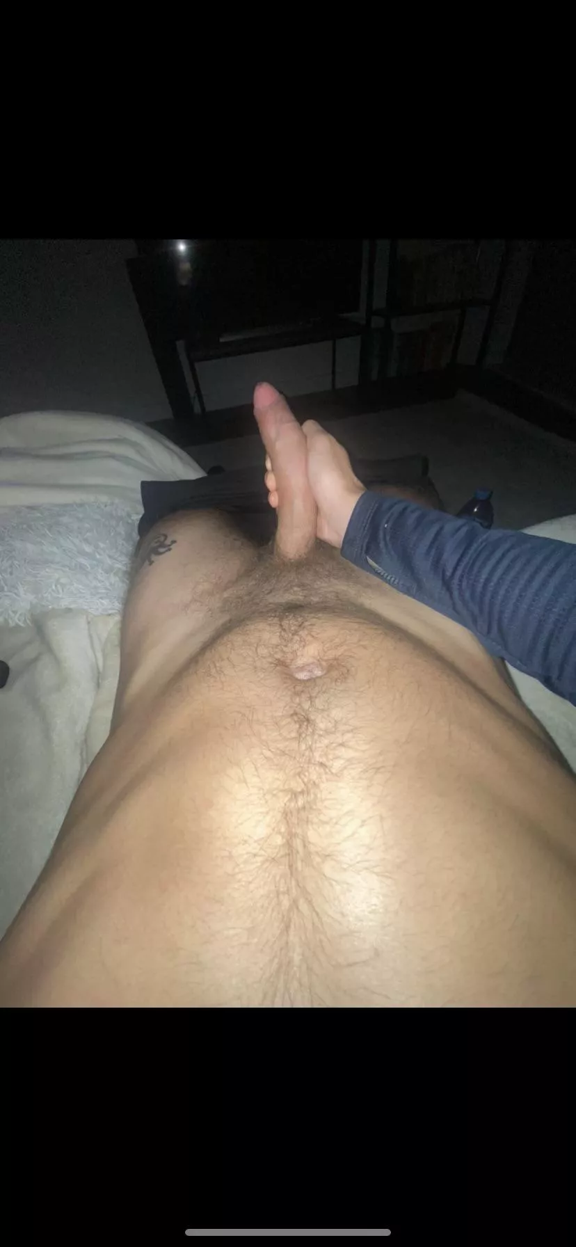 You wish you were hung like me? Your not a man 