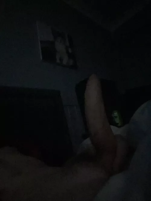 (18) (Aberdeen) looking for chubby or large guy to let me fuck them for my first time😉