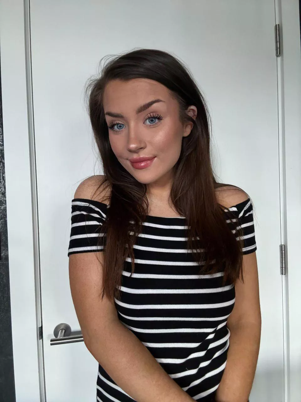 18 F4M -I'm not sure if you can handle me.