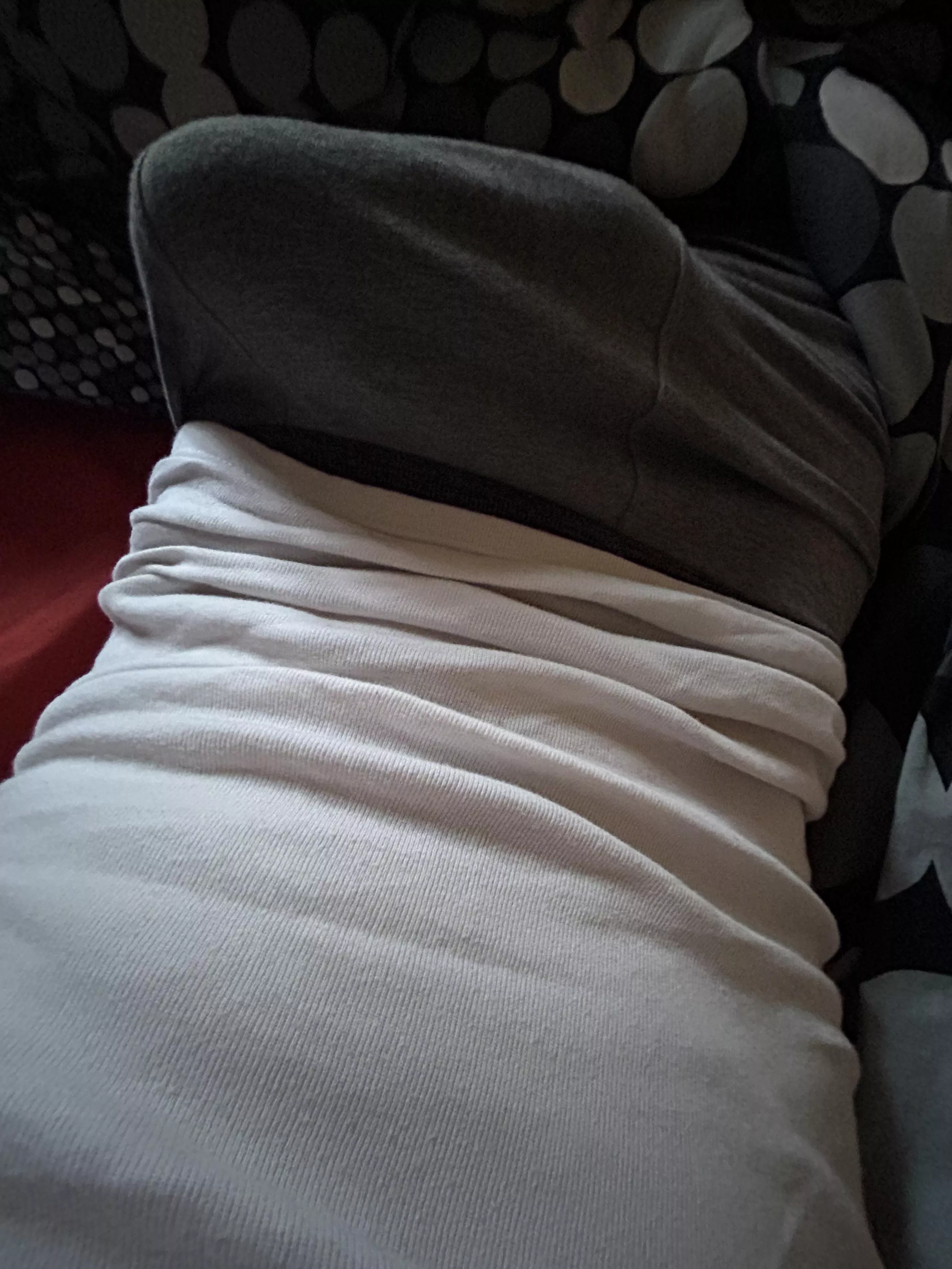 [19] It always wakes up before me